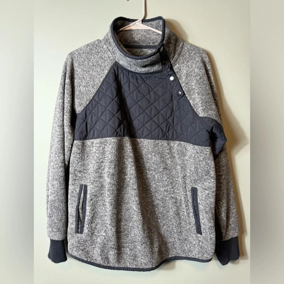 Abercrombie Fitch Womens Quilted Fleece Tear‎ Away Mock Neck Jacket M Black/Gray - Picture 1 of 7